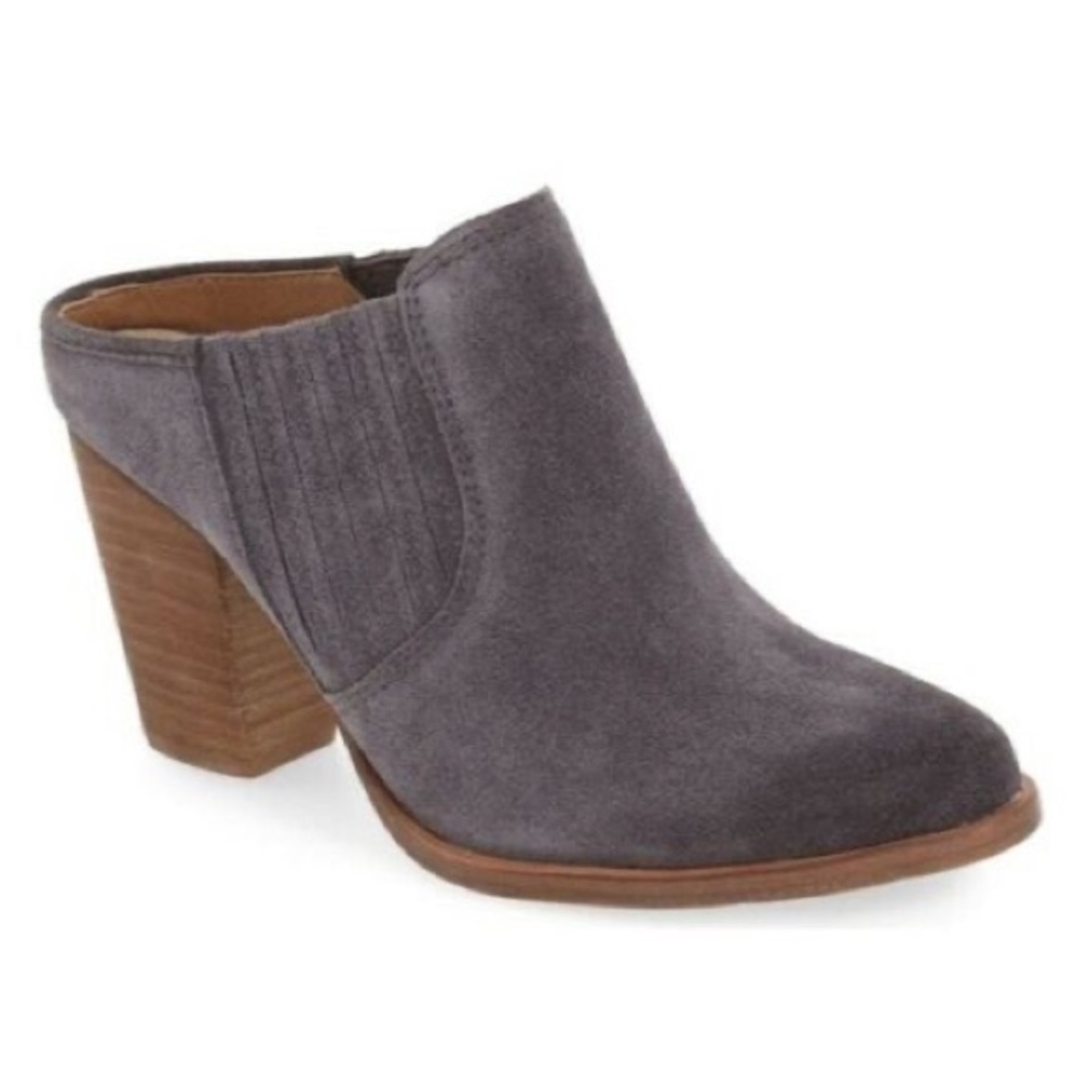 STEVE MADDEN Mertta Suede Mule